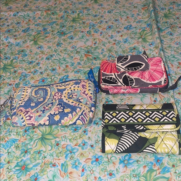 3 vera Bradley wallet’s & wristlet - Picture 12 of 12